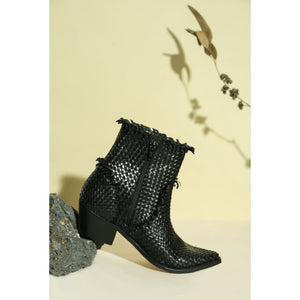 Nora Woven Western Sabot